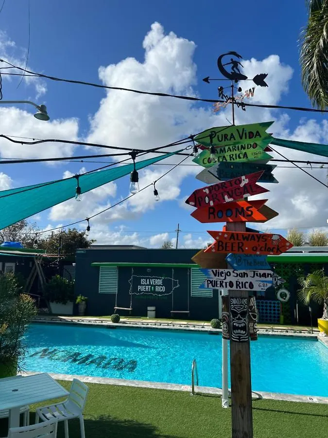 Hostel Nomada Beach Hostel- Isla Verde San Juan Puerto Rico