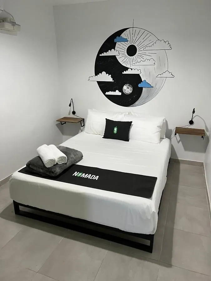 Nomada Beach Hostel- Isla Verde 산후안 호스텔