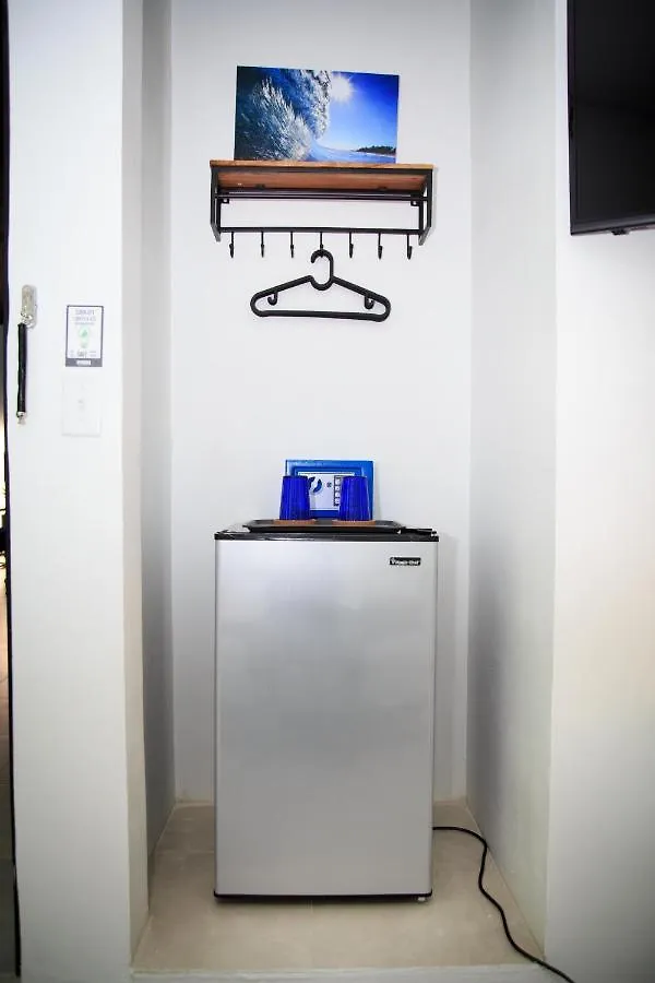 Nomada Beach Hostel- Isla Verde 산후안 0*,