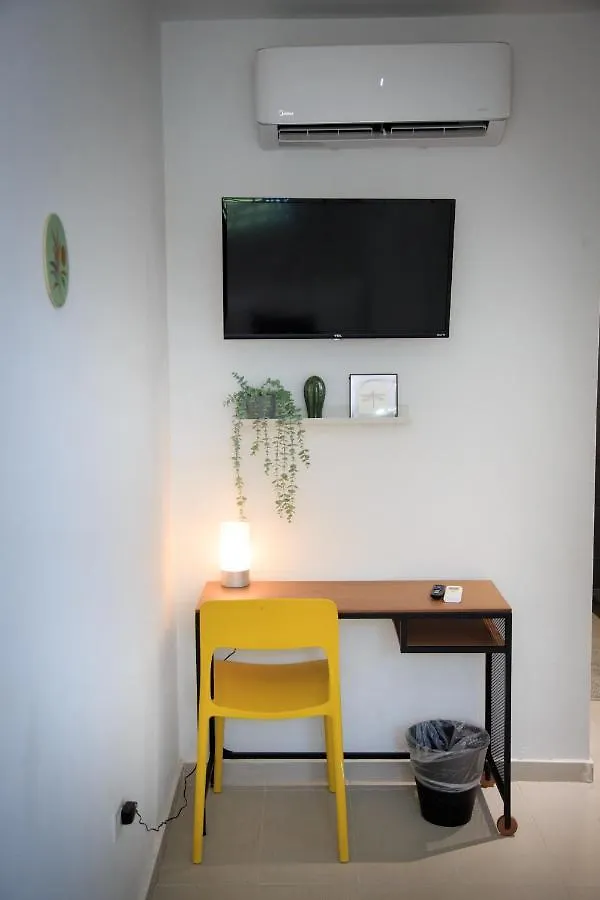 Nomada Beach Hostel- Isla Verde San Juan Porto Rico