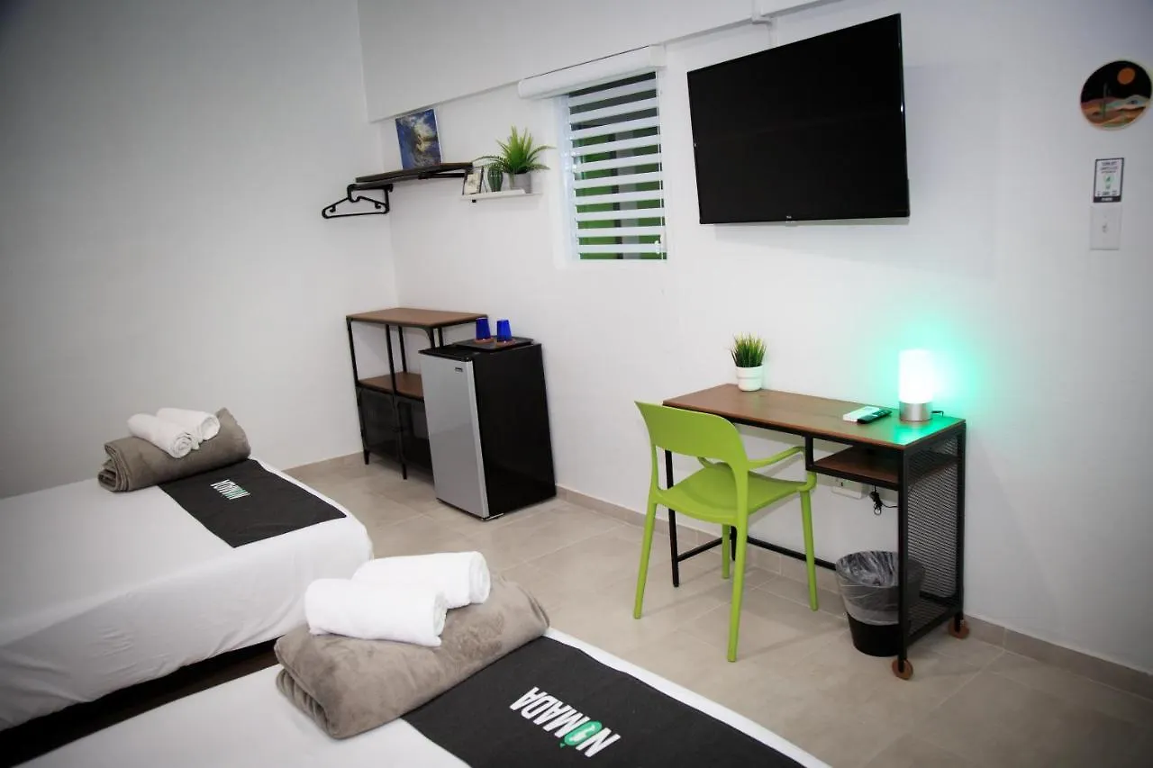 Nomada Beach Hostel- Isla Verde San Juan Porto Rico